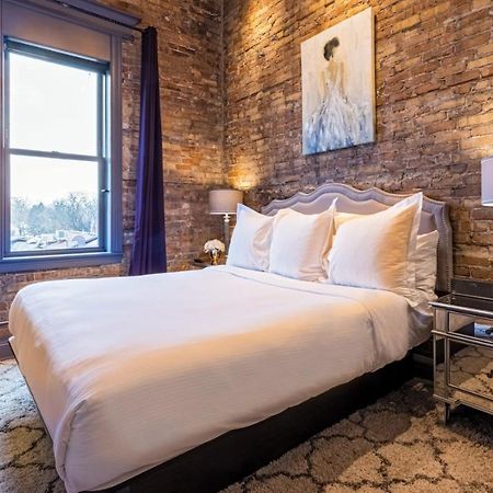 Hip Urban Loft - Small Town Charm -124 Lofts #3 West Dundee ภายนอก รูปภาพ